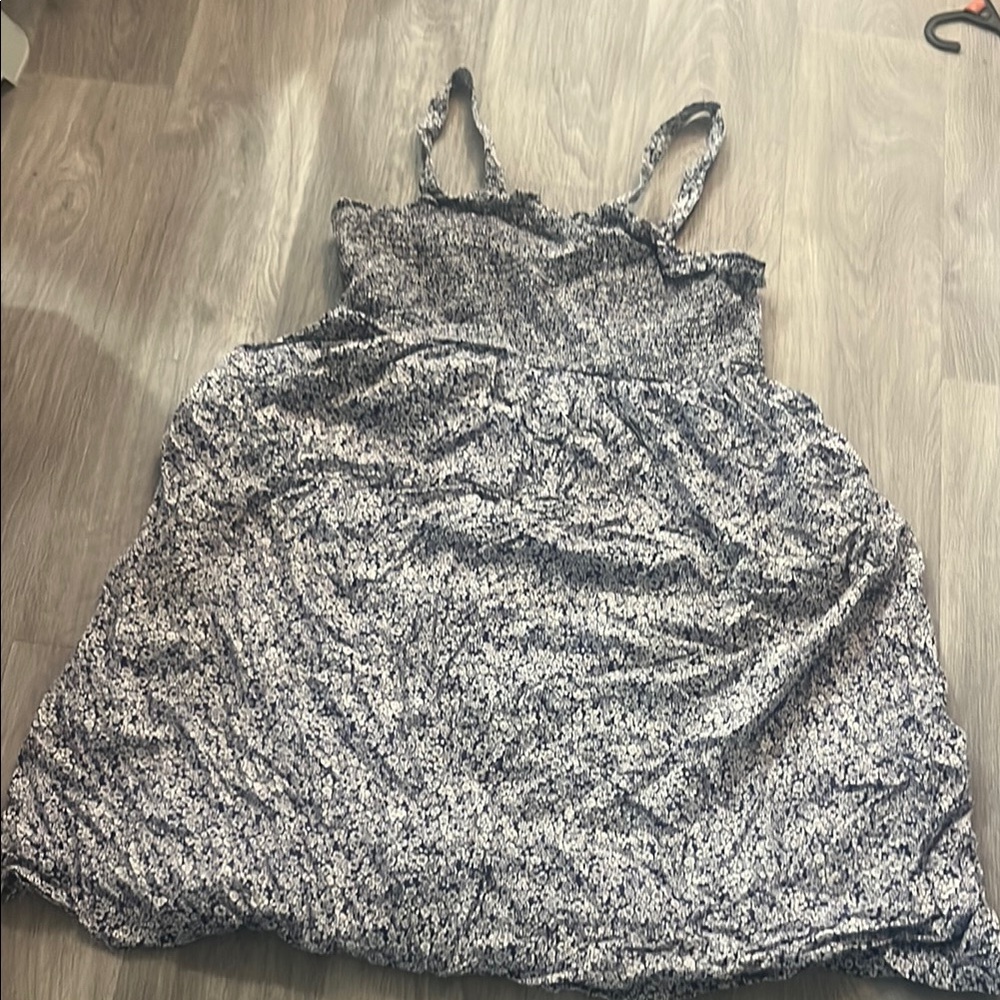 Universal Thread Silver Smocked Sleeveless Camisole